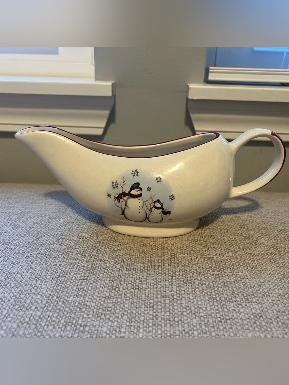 Cream Snowman Ceramic Gravy Boat with Red Trim